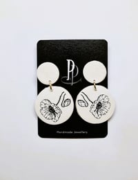 Image 1 of Black and White Contemporary Florals: (PCE007)