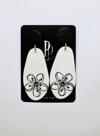Image 1 of Black and White Contemporary Florals: (PCE008)