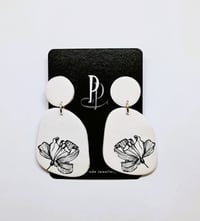 Image 1 of Black and White Contemporary Florals: (PCE009)