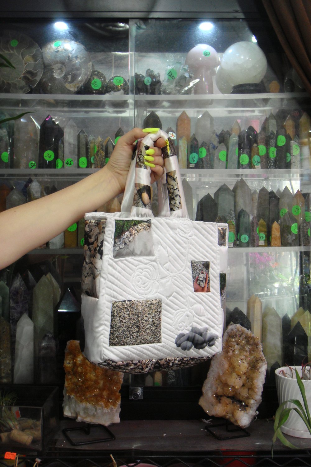 Image of FREE ROCKS TOTE BAGS