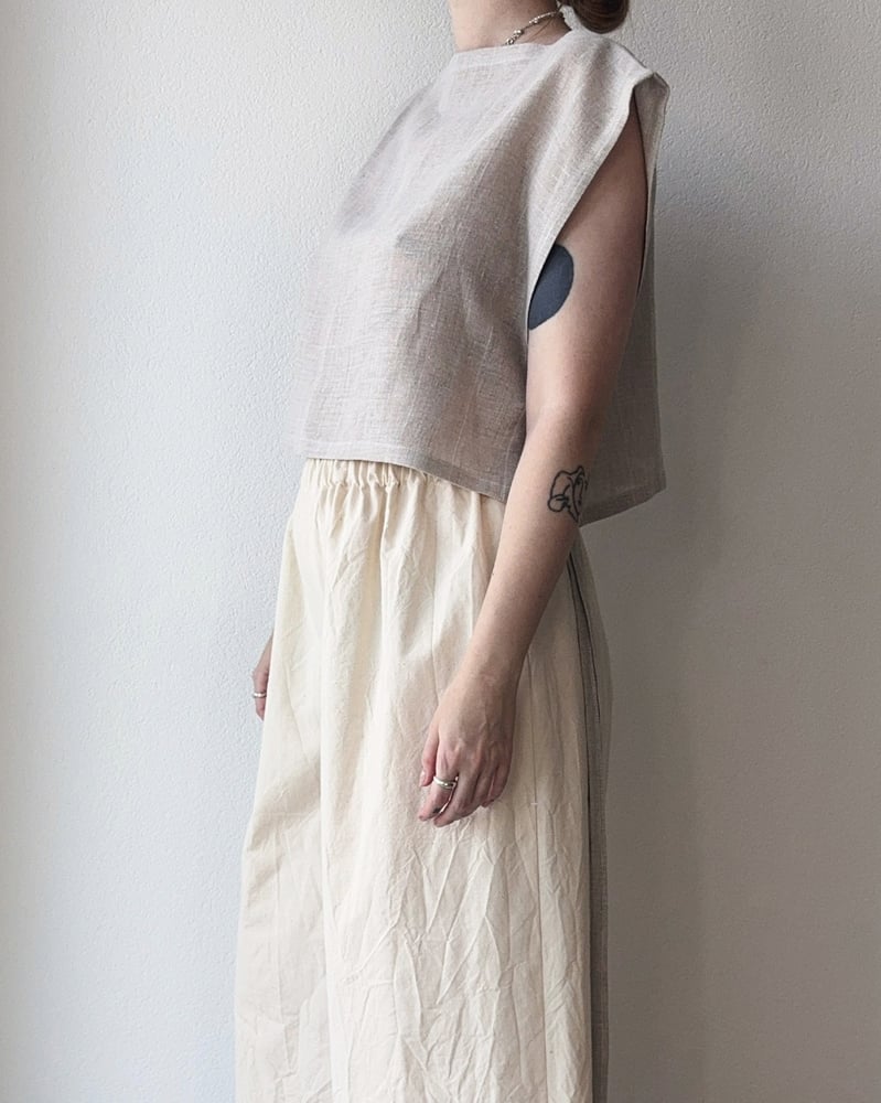 Image of n a n o v o  top na zaväzovanie 001 / 100% ľan / LIMITED 3 PIECES ONLY