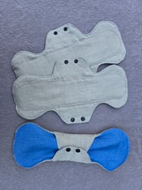 Image 1 of Undyed Linen Heavy Absorbency Pads with Waterproof Backing 