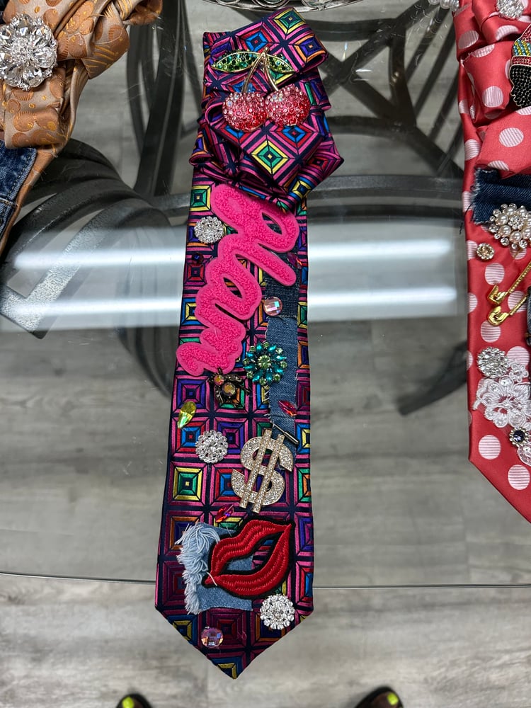Image of GLAM GIRL TIE