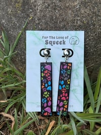 Image of *Pawprint Dangles #4*