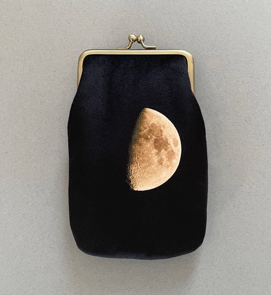Image of Moon, velvet glasses case with kisslock frame