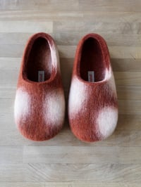 Image 1 of RED COWHIDE felted wool slippers