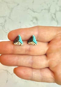 Image 5 of 3D Triangle, Different Designs