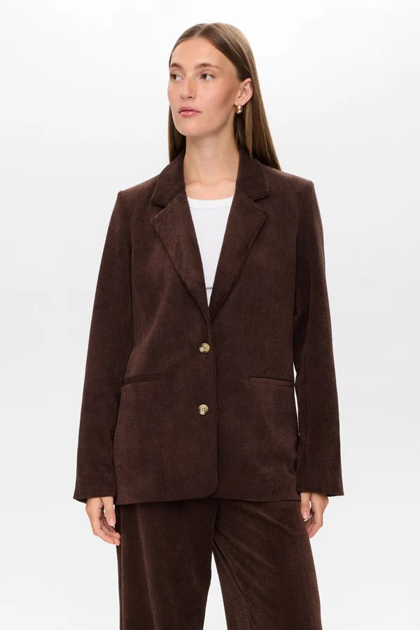 Image of 4-Blazer Nuthea