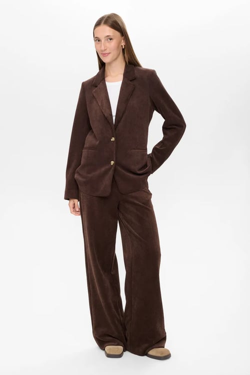 Image of 4-Blazer Nuthea