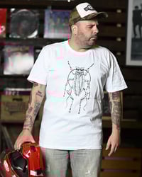 Image 1 of The cockroach