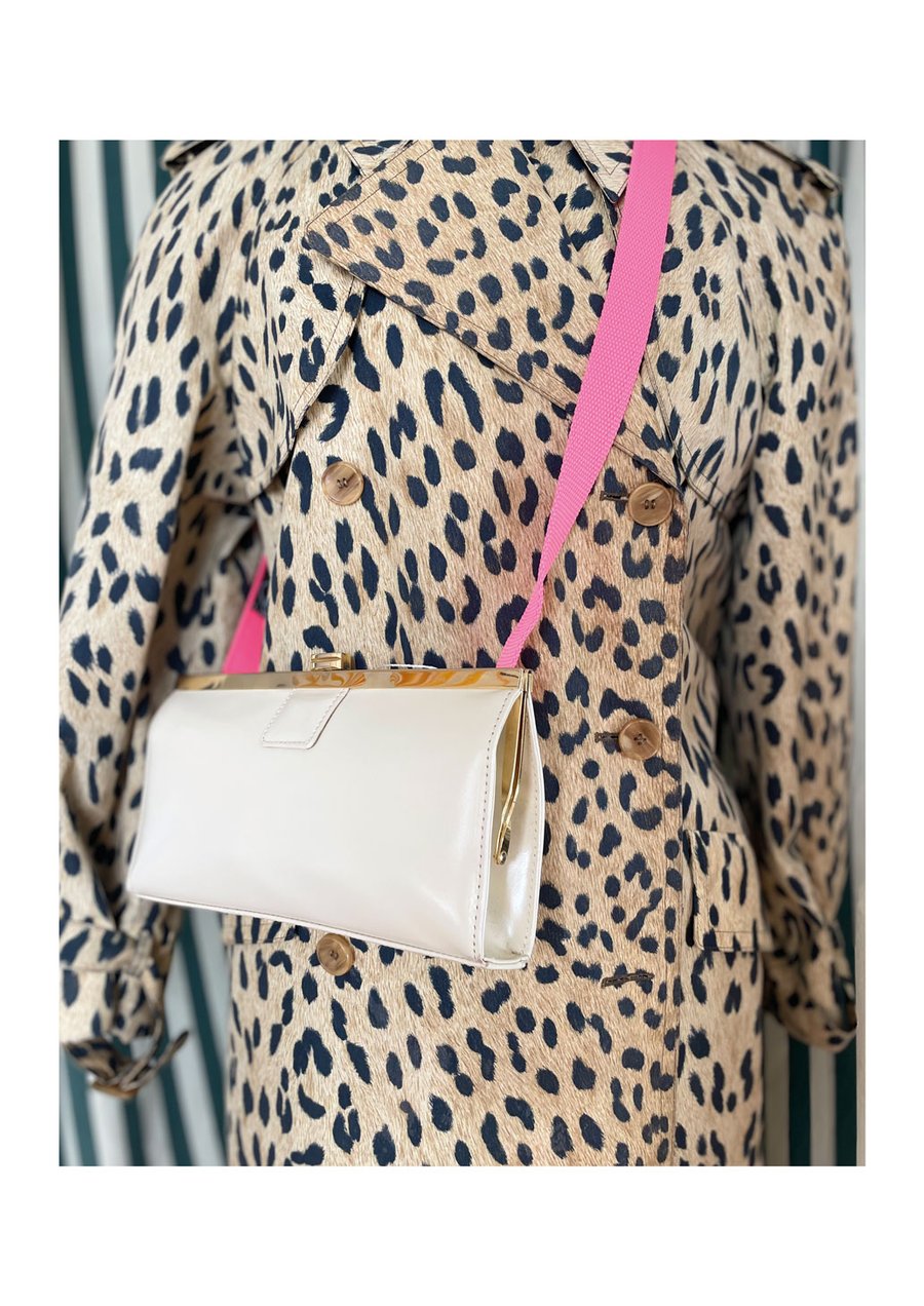 Image of Superstrap 01