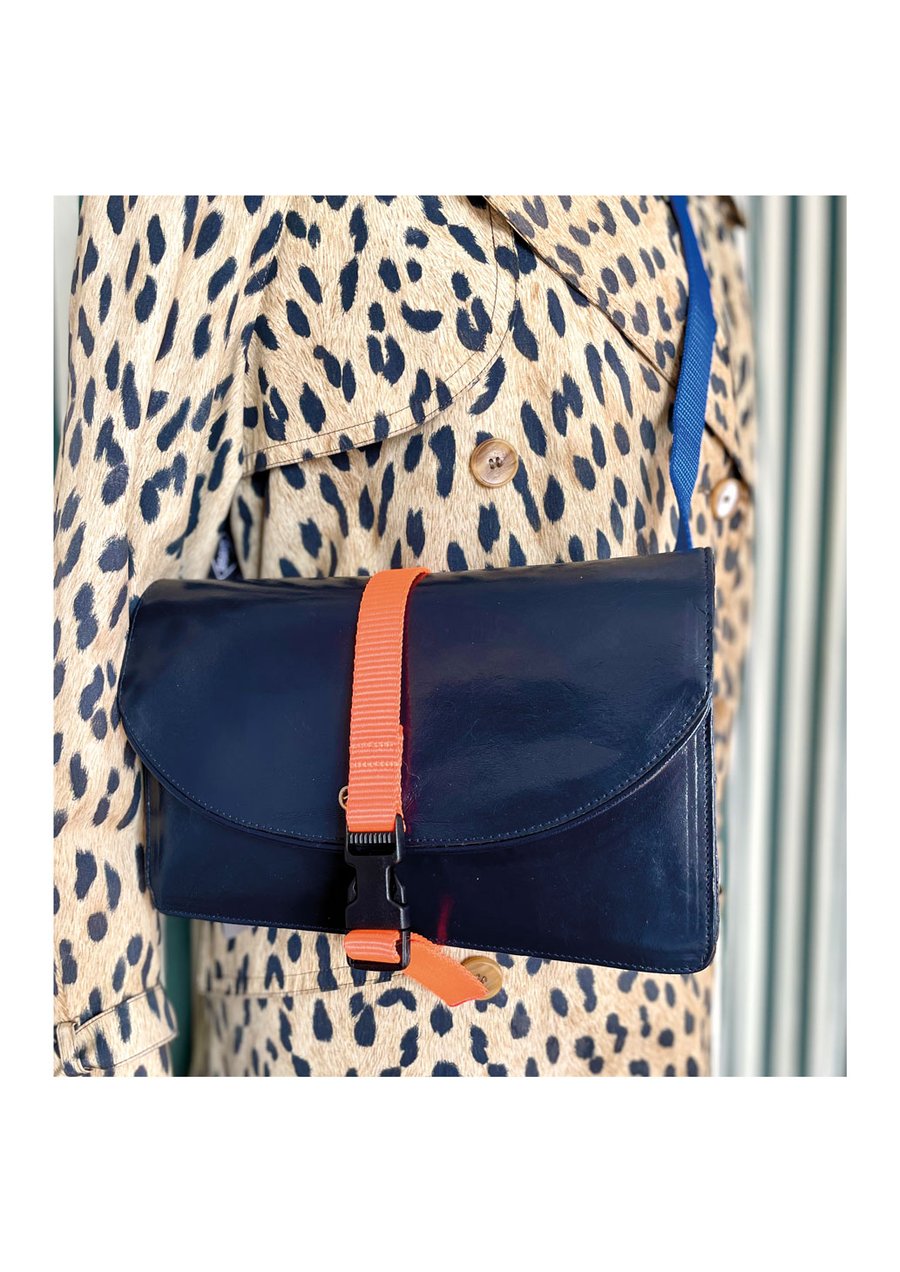 Image of Superstrap 08