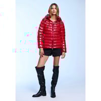Image 3 of PLUMÍFERO CORTO ROJO BRILLO H.A