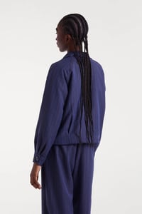 Image 5 of CHAQUETA RAYA DIPLOMÁTICA AZUL