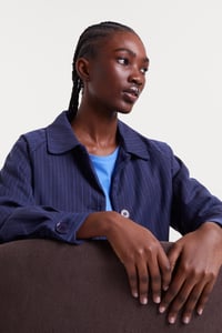 Image 3 of CHAQUETA RAYA DIPLOMÁTICA AZUL