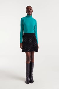 Image 5 of FALDA JAQUARD MINI PUNTOS BLANCOS