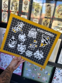 Black & Yellow Flash Sheet 