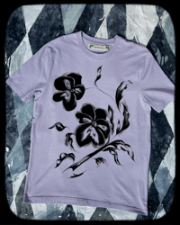 Image 1 of two pansies (lilac)