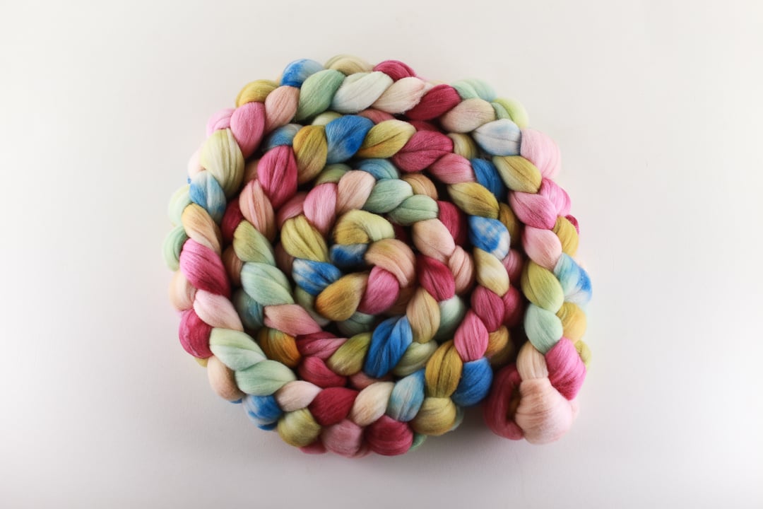 Image of (Club members only) August Fiber Club 💭 Daydream 💭 Rambouillet (8 oz)