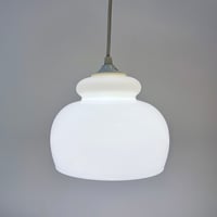 Image 1 of Suspension vintage en opaline – design Space Age, années 60/70