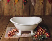 Image 3 of Runaway Vanne