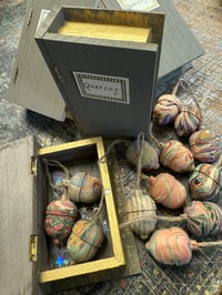 Image 5 of 'The Colours of Charleston' 'Quercus' wooden book box with 3 Acorns 