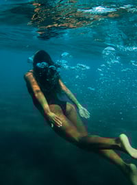 Girl, Underwater