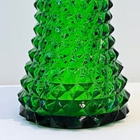 Image 6 of Grande bouteille carafe vintage Empoli en verre vert pointe de diamant -  Italie