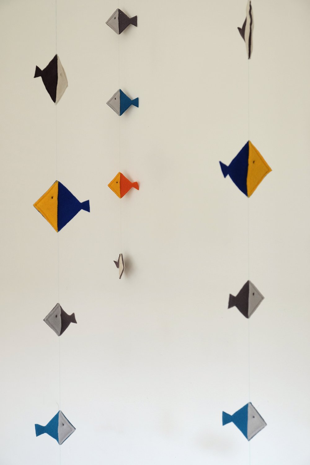 Image of FESCH GUIRLAND