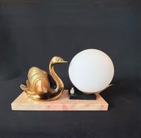 Image 3 of Ancienne lampe veilleuse Art Déco en marbre rose avec cygne en métal signée BRUNO - 1930
