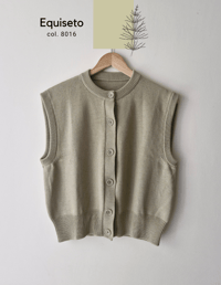 Image 2 of NATURALLY DYED LIGHTWEIGHT MERINO VEST _ COL. 8027
