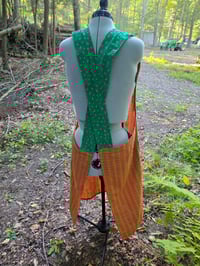 Image 4 of Cotton Plus Size Crossover Apron in Pumpkin Patch
