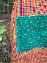 Image 5 of Cotton Plus Size Crossover Apron in Pumpkin Patch