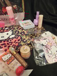 Image 4 of Hello Kitty Clear Tote Bag Bundle 