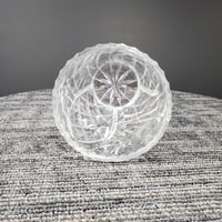 Image 11 of Crystal Glass Vase with Etched Roses, Diamond Cross Hatch Pattern, #931