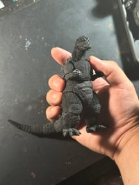 Image 2 of Atomic Reptile: Hydrogen Beast Figure kit 