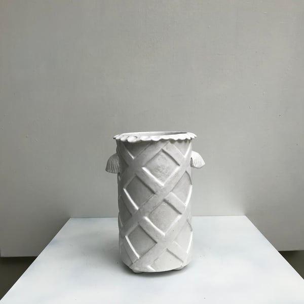 Image of Round Lattice Vase (5917)