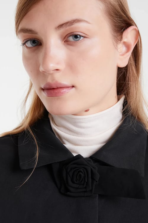 Image of 4-Abrigo midi negro