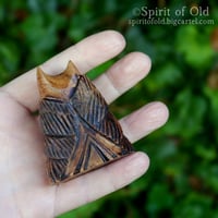 Image 4 of Holloway Oak Owl Amulet (DAM684)