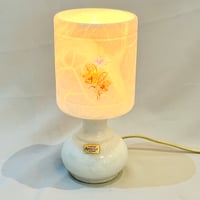Image 1 of Lampe veilleuse en albâtre - marbre blanc vintage - années 1970/80 -  Pegasam Espagne