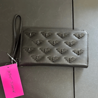 betsey johnson adorable brand new bat clutch