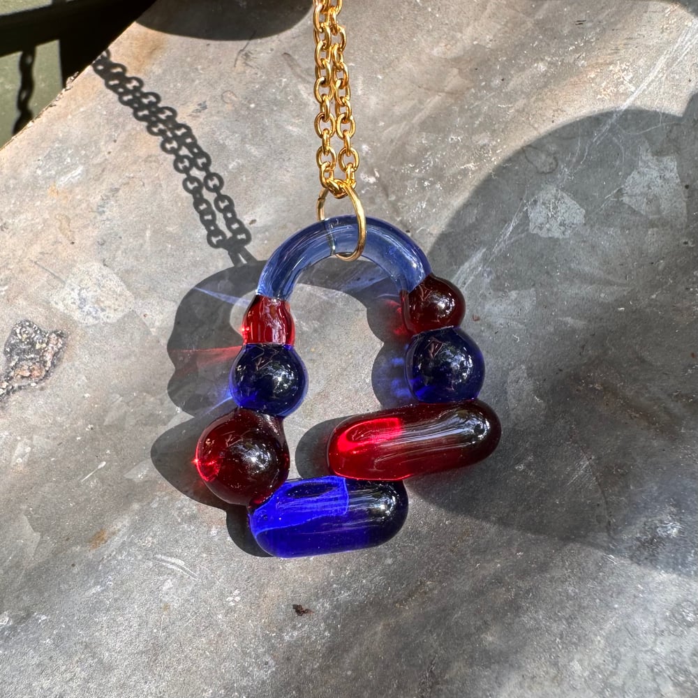 Red Pill or Blue Pill? Pendant 