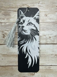 Image 4 of 3D Printed Cat Bookmark – Black & Grey Design