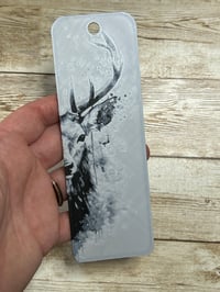 Image 1 of Deer Bookmark – Artistic Black & White Design 🦌🖤🤍