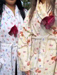 Image 5 of burgundy anthurium clip