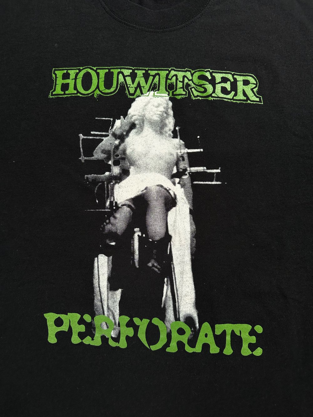 Houwitser 2002 ‘Perforate’ T-Shirt