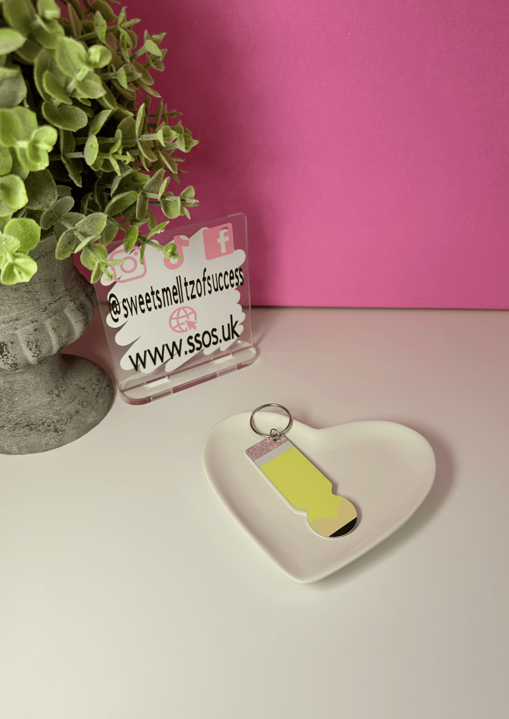 Image of 'Pencil' Trolley Token