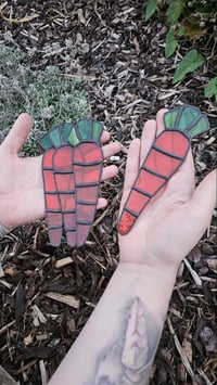 Image 2 of Stained Glass Carrot
