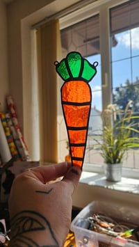 Image 4 of Stained Glass Carrot