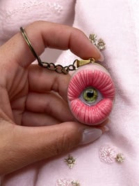 Image 4 of Mouth with eye pendant keychain I